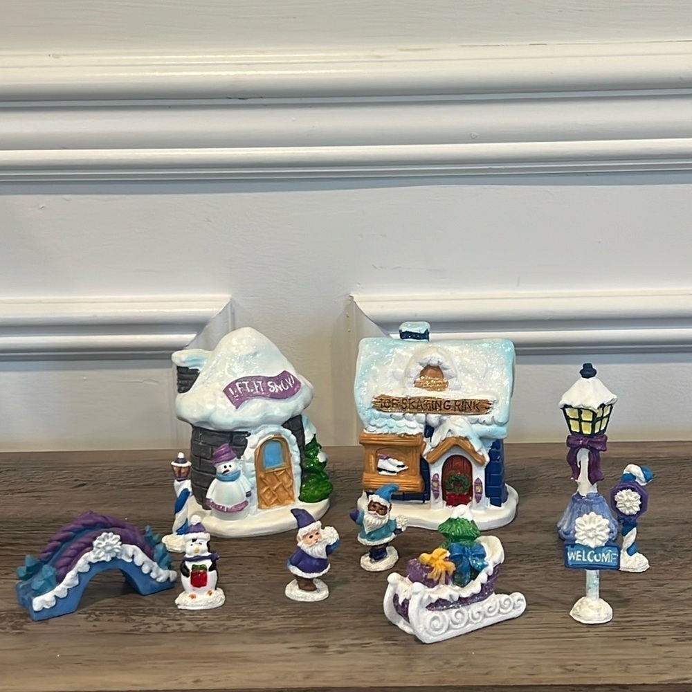 Winter Wonderland Mini Houses/ Christmas Winter Village Fairy Garden Mini Houses